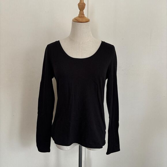 black long sleeve top - Picture 1 of 2